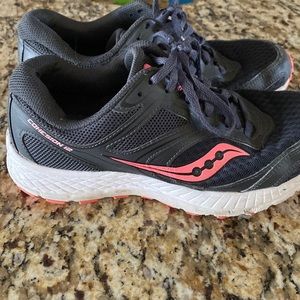 Saucony Cohesion 12 Woman’s Size 7